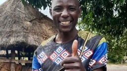 How Miyombo bought his first cows thanks to Caritas Czech Republic's ‘Saving for Change’ programme